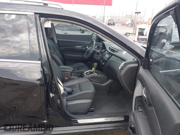 ✅ 2015 Nissan Rogue SV • VIN: 5N1AT2MT6FC843098 • Лот: 43025715. Опубликован ранее на IAAI с пробегом 68 942 миль. Бесплатный доступ к архиву аукционных продаж из США и подробный отчёт об истории автомобиля на DreamBid. Изображение 5.