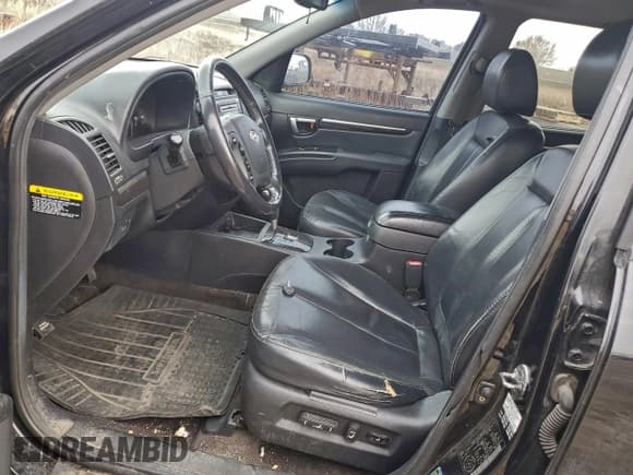 ✅ 2007 Hyundai Santa Fe GL 5Pass • VIN: 5NMSG13E27H074225 • Lot: 94117395. Listed on Copart with 258,710 mi. Free auction sales archive from the USA and detailed vehicle history report at DreamBid. Image 7.