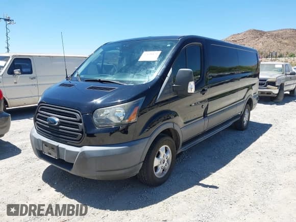 ✅ 2017 Ford Transit • VIN: 1FTYR2YM5HKB57731 • Лот: 42699479. Опубликован ранее на IAAI с пробегом 73 900 миль. Бесплатный доступ к архиву аукционных продаж из США и подробный отчёт об истории автомобиля на DreamBid. Изображение 17.