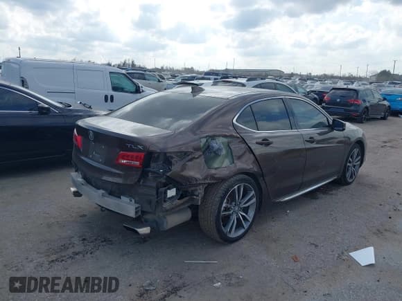 ✅ 2020 Acura TLX Technology • VIN: 19UUB2F40LA002820 • Лот: 41461632. Опубликован ранее на IAAI с пробегом 74 515 миль. Бесплатный доступ к архиву аукционных продаж из США и подробный отчёт об истории автомобиля на DreamBid. Изображение 4.