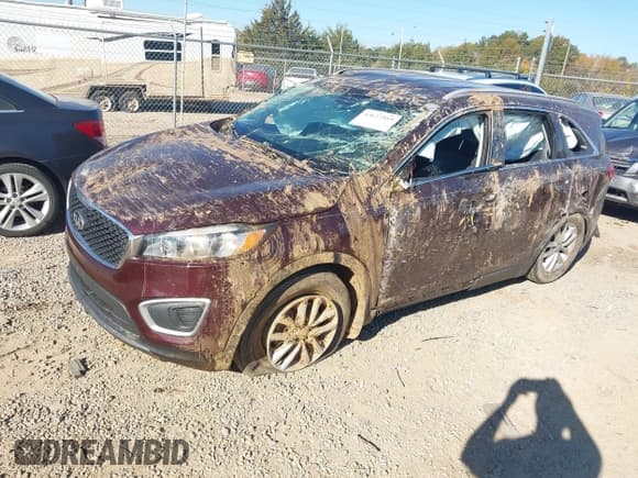 ✅ 2017 Kia Sorento LX • VIN: 5XYPGDA39HG331093 • Лот: 43627583. Опубликован ранее на IAAI с пробегом 95 679 миль. Бесплатный доступ к архиву аукционных продаж из США и подробный отчёт об истории автомобиля на DreamBid. Изображение 18.