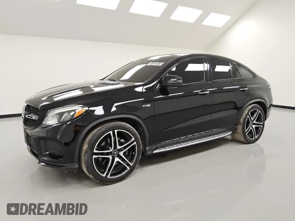 ✅ 2018 Mercedes-Benz GLE 43 AMG • VIN: 4JGED6EB5JA113618 • Лот: 51303915. Опубликован ранее на Copart с пробегом 60 982 миль. Бесплатный доступ к архиву аукционных продаж из США и подробный отчёт об истории автомобиля на DreamBid. Изображение 1.