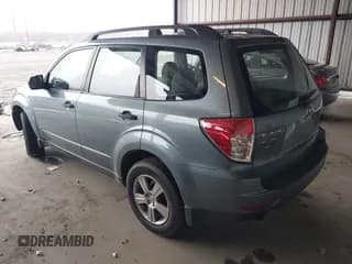 ✅ 2012 Subaru Forester X • VIN: JF2SHABC2CG433895 • Lot: 40933305. Wystawiony na IAAI z przebiegiem 106 041 mil. Bezpłatny archiwum sprzedaży aukcyjnych z USA i szczegółowy raport historii pojazdu na DreamBid. Zdjęcie 3.