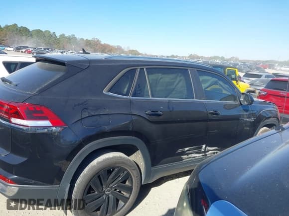 ✅ 2023 Volkswagen Atlas SE • VIN: 1V2JE2CA8PC217633 • Lot: 43570796. Listed on IAAI with 54,581 mi. Free auction sales archive from the USA and detailed vehicle history report at DreamBid. Image 13.