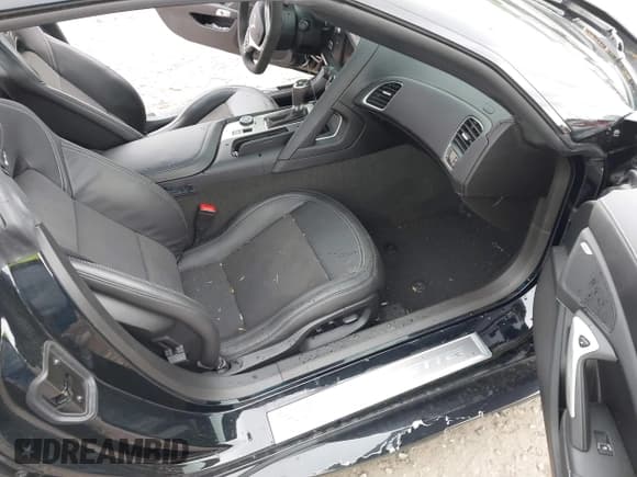 ✅ 2018 Chevrolet Corvette Z06 2LZ • VIN: 1G1YS2D6XJ5600271 • Lot: 42259191. Listed on IAAI with 21,072 mi. Free auction sales archive from the USA and detailed vehicle history report at DreamBid. Image 5.