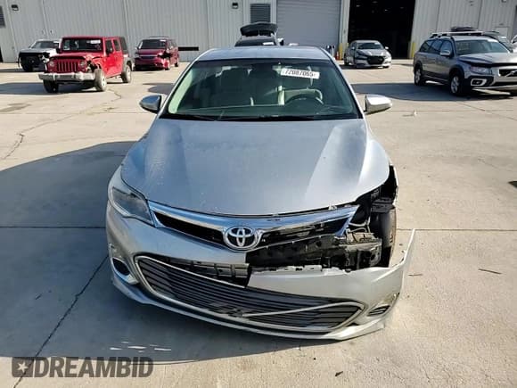✅ 2015 Toyota Avalon Limited • VIN: 4T1BK1EB8FU156707 • Lot: 72087065. Listed on Copart with 140,760 mi. Free auction sales archive from the USA and detailed vehicle history report at DreamBid. Image 13.