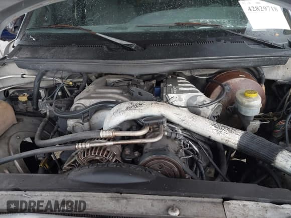 ✅ 1999 Dodge RAM • VIN: 3B7KC23W9XG138735 • Lot: 42829718. Listed on IAAI with 235,496 mi. Free auction sales archive from the USA and detailed vehicle history report at DreamBid. Image 10.