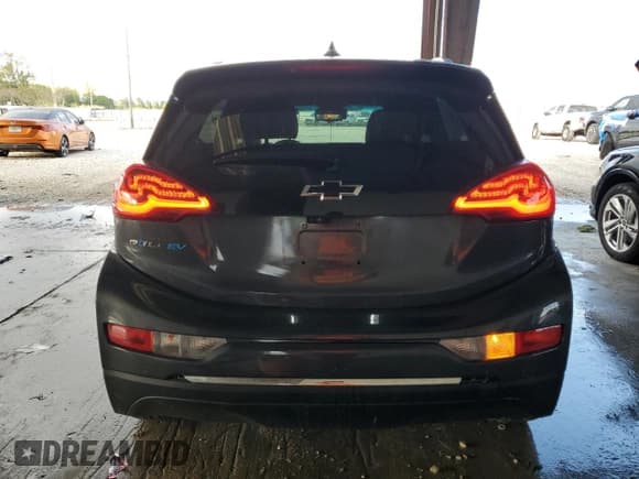 ✅ 2018 Chevrolet Bolt EV Premier • VIN: 1G1FX6S02J4112484 • Lot: 85798894. Wystawiony na Copart z przebiegiem 79 557 mil. Bezpłatny archiwum sprzedaży aukcyjnych z USA i szczegółowy raport historii pojazdu na DreamBid. Zdjęcie 6.
