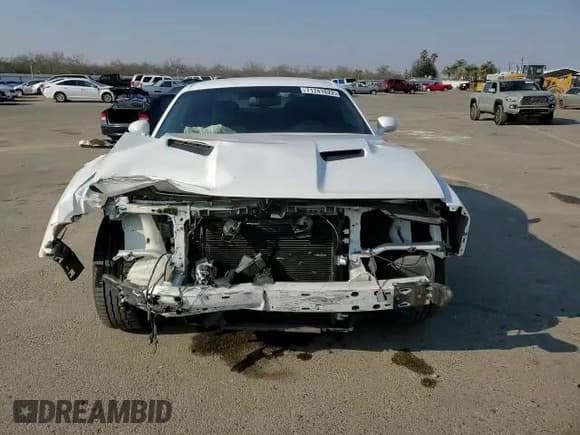 ✅ 2016 Dodge Challenger SXT Plus • VIN: 2C3CDZAG4GH300474 • Lot: 71741622. Wystawiony na Copart z przebiegiem 72 819 mil. Bezpłatny archiwum sprzedaży aukcyjnych z USA i szczegółowy raport historii pojazdu na DreamBid. Zdjęcie 11.