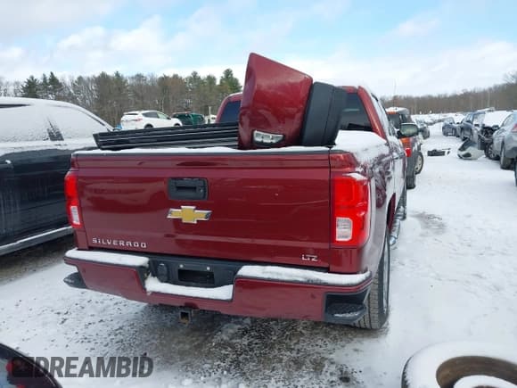✅ 2017 Chevrolet Silverado 1500 LTZ • VIN: 3GCUKSEC4HG376069 • Lot: 43872328. Wystawiony na IAAI z przebiegiem 75 840 mil. Bezpłatny archiwum sprzedaży aukcyjnych z USA i szczegółowy raport historii pojazdu na DreamBid. Zdjęcie 16.