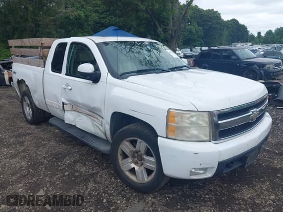 ✅ 2007 Chevrolet Silverado 1500 1LT • VIN: 1GCEK19087Z563778 • Lot: 43032881. Listed on IAAI with 286,737 mi. Free auction sales archive from the USA and detailed vehicle history report at DreamBid. Image 1.