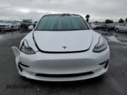 ✅ 2020 Tesla Model 3 Long Range • VIN: 5YJ3E1EB6LF735702 • Lot: 86524175. Wystawiony na Copart z przebiegiem 155 211 mil. Bezpłatny archiwum sprzedaży aukcyjnych z USA i szczegółowy raport historii pojazdu na DreamBid. Zdjęcie 5.