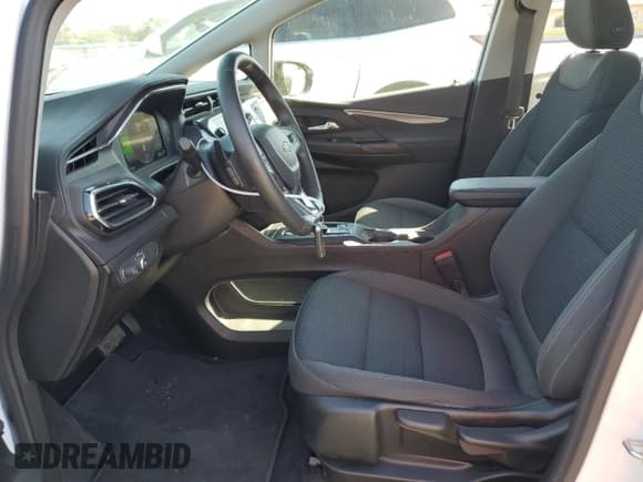 ✅ 2023 Chevrolet Bolt EV 1LT • VIN: 1G1FW6S03P4131329 • Lot: 72591894. Wystawiony na Copart z przebiegiem 19 338 mil. Bezpłatny archiwum sprzedaży aukcyjnych z USA i szczegółowy raport historii pojazdu na DreamBid. Zdjęcie 7.