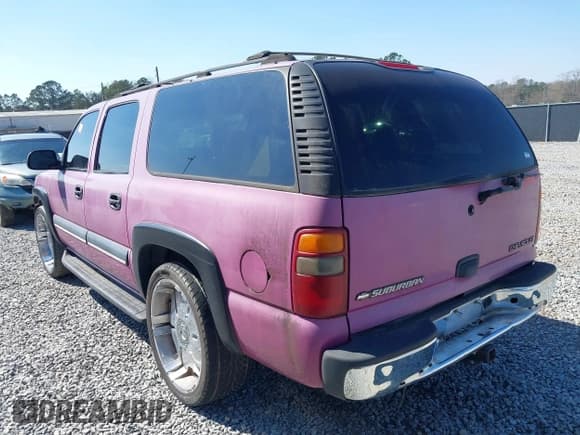 ✅ 2003 Chevrolet Suburban LS • VIN: 3GNEC16Z83G177914 • Лот: 41640705. Опубликован ранее на IAAI с пробегом Не указан. Бесплатный доступ к архиву аукционных продаж из США и подробный отчёт об истории автомобиля на DreamBid. Изображение 3.