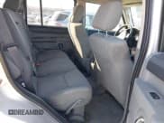 ✅ 2006 Jeep Commander • VIN: 1J8HG48N06C275177 • Лот: 41638107. Опубликован ранее на IAAI с пробегом 193 849 миль. Бесплатный доступ к архиву аукционных продаж из США и подробный отчёт об истории автомобиля на DreamBid. Изображение 8.