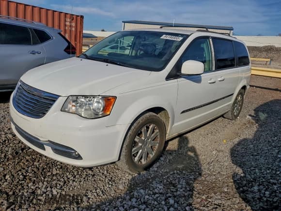 ✅ 2014 Chrysler Town & Country Touring • VIN: 2C4RC1BG9ER383495 • Lot: 94186955. Wystawiony na Copart z przebiegiem 191 376 mil. Bezpłatny archiwum sprzedaży aukcyjnych z USA i szczegółowy raport historii pojazdu na DreamBid. Zdjęcie 1.