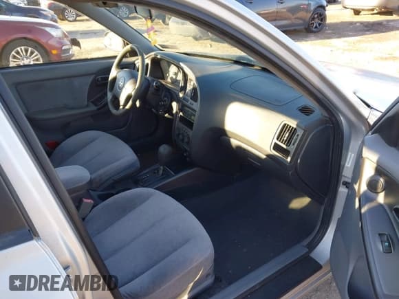 ✅ 2006 Hyundai Elantra GLS • VIN: KMHDN46D56U296862 • Lot: 41651027. Wystawiony na IAAI z przebiegiem 112 500 mil. Bezpłatny archiwum sprzedaży aukcyjnych z USA i szczegółowy raport historii pojazdu na DreamBid. Zdjęcie 5.