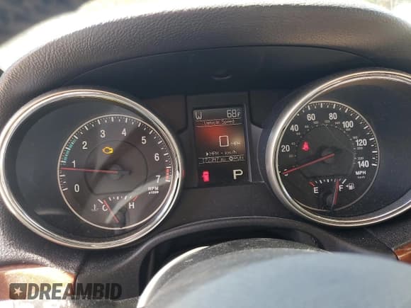 ✅ 2012 Jeep Grand Cherokee Limited • VIN: 1C4RJEBG9CC142426 • Lot: 92115155. Listed on Copart with 172,347 mi. Free auction sales archive from the USA and detailed vehicle history report at DreamBid. Image 9.