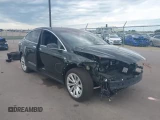 ✅ 2016 Tesla Model X 70D • VIN: 5YJXCDE28GF026302 • Лот: 42548063. Опубликован ранее на IAAI с пробегом 89 847 миль. Бесплатный доступ к архиву аукционных продаж из США и подробный отчёт об истории автомобиля на DreamBid. Изображение 1.