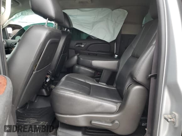 ✅ 2013 GMC Yukon XL SLT • VIN: 1GKS2KE76DR133243 • Lot: 65180225. Wystawiony na Copart z przebiegiem Nie podano. Bezpłatny archiwum sprzedaży aukcyjnych z USA i szczegółowy raport historii pojazdu na DreamBid. Zdjęcie 11.