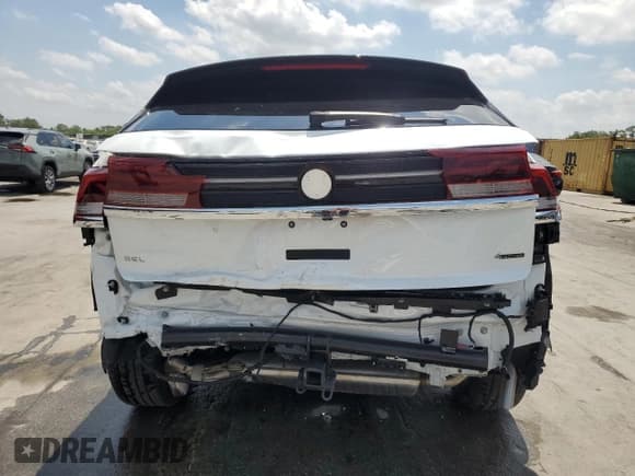 ✅ 2024 Volkswagen Atlas SEL R-Line • VIN: 1V2AE2CA9RC251776 • Lot: 56963285. Wystawiony na Copart z przebiegiem 11 137 mil. Bezpłatny archiwum sprzedaży aukcyjnych z USA i szczegółowy raport historii pojazdu na DreamBid. Zdjęcie 6.