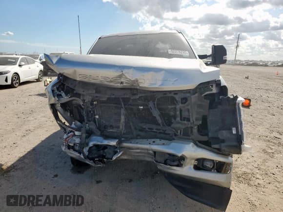 ✅ 2023 Ford F-250 XL • VIN: 1FT8W2BT3PEE04234 • Lot: 92276295. Wystawiony na Copart z przebiegiem 56 642 mil. Bezpłatny archiwum sprzedaży aukcyjnych z USA i szczegółowy raport historii pojazdu na DreamBid. Zdjęcie 5.