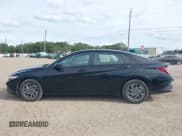 ✅ 2024 Hyundai Elantra SEL • VIN: KMHLM4DGXRU635843 • Lot: 43279016. Listed on IAAI with 32,546 mi. Free auction sales archive from the USA and detailed vehicle history report at DreamBid. Image 15.