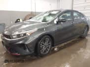 ✅ 2022 Kia Forte GT-Line • VIN: 3KPF54AD8NE422746 • Лот: 43642888. Опубликован ранее на IAAI с пробегом 34 275 миль. Бесплатный доступ к архиву аукционных продаж из США и подробный отчёт об истории автомобиля на DreamBid. Изображение 2.