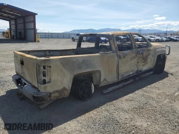 ✅ 2017 Chevrolet Silverado 2500HD LT • VIN: 1GC1KVEG7HF103684 • Лот: 66466785. Опубликован ранее на Copart с пробегом Не указан. Бесплатный доступ к архиву аукционных продаж из США и подробный отчёт об истории автомобиля на DreamBid. Изображение 3.