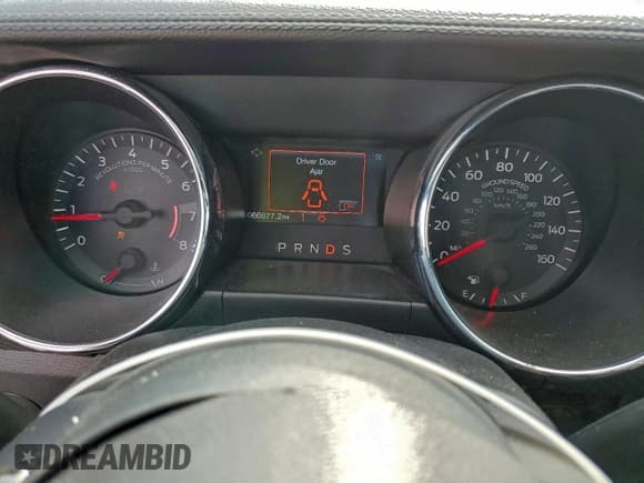 ✅ 2016 Ford Mustang V6 • VIN: 1FA6P8AM4G5255498 • Lot: 95666725. Listed on Copart with 66,877 mi. Free auction sales archive from the USA and detailed vehicle history report at DreamBid. Image 9.