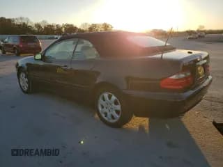 ✅ 2003 Mercedes-Benz CLK 320 • VIN: WDBLK65GX3T144205 • Lot: 92627495. Wystawiony na Copart z przebiegiem 142 399 mil. Bezpłatny archiwum sprzedaży aukcyjnych z USA i szczegółowy raport historii pojazdu na DreamBid. Zdjęcie 2.