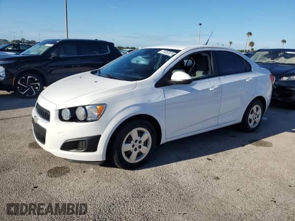 2013 Chevrolet Sonic LS с VIN 1G1JA5SH4D4174288, выставлен на аукционе Copart как лот 74352674 с пробегом Не указан миль и На запчасти • Non repairable. История ставок и продаж доступна на DreamBid. Изображение 1.