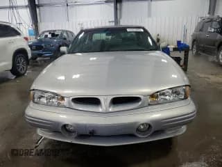 ✅ 1998 Pontiac Bonneville SE • VIN: 1G2HX52K0WH218674 • Lot: 44423885. Wystawiony na Copart z przebiegiem 40 034 mil. Bezpłatny archiwum sprzedaży aukcyjnych z USA i szczegółowy raport historii pojazdu na DreamBid. Zdjęcie 5.