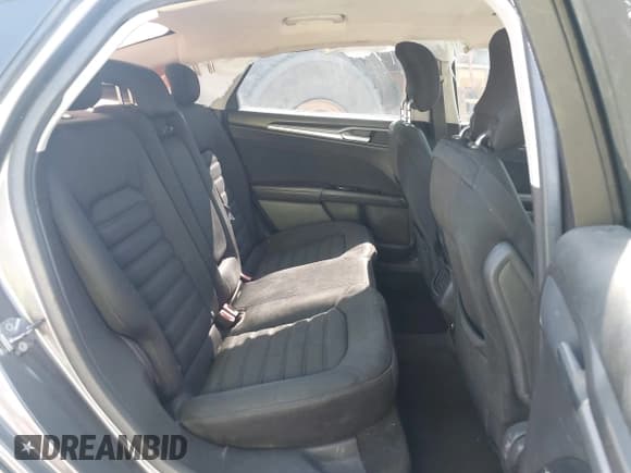 ✅ 2013 Ford Fusion SE Hybrid • VIN: 3FA6P0LU9DR361940 • Лот: 43215900. Опубликован ранее на IAAI с пробегом 236 769 миль. Бесплатный доступ к архиву аукционных продаж из США и подробный отчёт об истории автомобиля на DreamBid. Изображение 8.