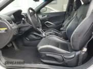 ✅ 2016 Hyundai Veloster Turbo • VIN: KMHTC6AE8GU290522 • Lot: 78087424. Wystawiony na Copart z przebiegiem 98 541 mil. Bezpłatny archiwum sprzedaży aukcyjnych z USA i szczegółowy raport historii pojazdu na DreamBid. Zdjęcie 7.