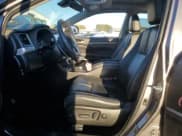 ✅ 2018 Toyota Highlander XLE • VIN: 5TDJZRFH4JS552157 • Lot: 82530035. Listed on Copart with 49,153 mi. Free auction sales archive from the USA and detailed vehicle history report at DreamBid. Image 7.