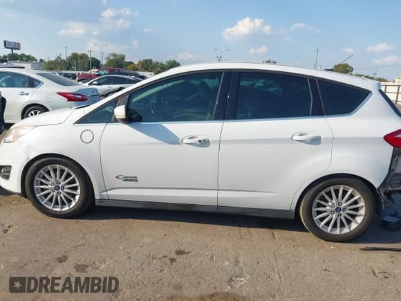 ✅ 2014 Ford C-Max SEL • VIN: 1FADP5CU1EL518655 • Lot: 43358590. Wystawiony na IAAI z przebiegiem 149 203 mil. Bezpłatny archiwum sprzedaży aukcyjnych z USA i szczegółowy raport historii pojazdu na DreamBid. Zdjęcie 14.