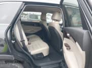 ✅ 2017 Kia Sorento LX • VIN: 5XYPGDA3XHG302704 • Lot: 43189402. Listed on IAAI with 92,177 mi. Free auction sales archive from the USA and detailed vehicle history report at DreamBid. Image 8.