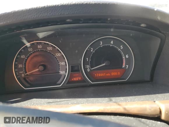 ✅ 2008 BMW 7 Series 750i • VIN: WBAHL83508DT12739 • Lot: 71648985. Listed on Copart with 174,441 mi. Free auction sales archive from the USA and detailed vehicle history report at DreamBid. Image 9.