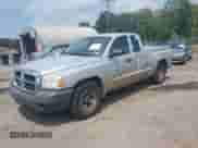 2007 Dodge Dakota ST с VIN 1D7HW22K67S128243, выставлен на аукционе IAAI как лот 42833689 с пробегом 155 360 миль миль и . История ставок и продаж доступна на DreamBid. Изображение 2.