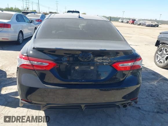 ✅ 2020 Toyota Camry SE • VIN: 4T1G11AK5LU329495 • Lot: 43659931. Wystawiony na IAAI z przebiegiem 89 370 mil. Bezpłatny archiwum sprzedaży aukcyjnych z USA i szczegółowy raport historii pojazdu na DreamBid. Zdjęcie 16.