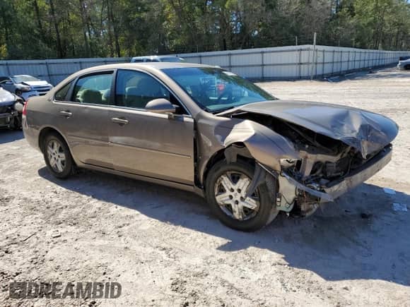 2007 Chevrolet Impala LS z VIN 2G1WB58K579142294, wystawiony jako Copart lot #86712075 z przebiegiem 219 087 mil mil oraz Szkoda całkowita • Salvage title. Historia ofert i sprzedaży dostępna na DreamBid. Obrazek 4.