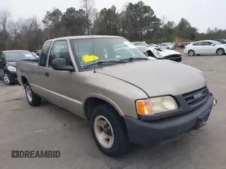 ✅ 1998 Isuzu Hombre • VIN: 1GGCS1943W8654177 • Lot: 41365774. Wystawiony na IAAI z przebiegiem 136 253 mil. Bezpłatny archiwum sprzedaży aukcyjnych z USA i szczegółowy raport historii pojazdu na DreamBid. Zdjęcie 1.