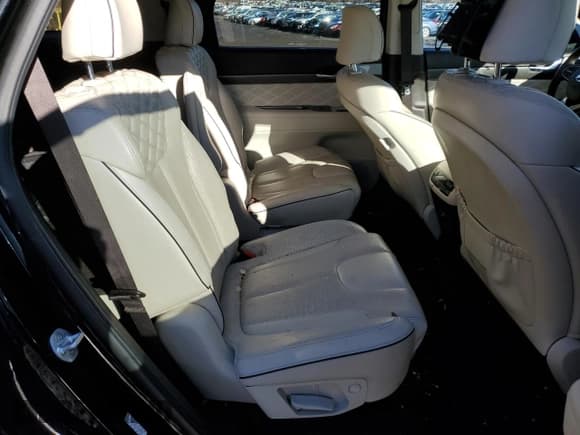 ✅ 2020 Hyundai Palisade Limited • VIN: KM8R5DHE8LU105992 • Лот: 86143144. Опубликован ранее на Copart с пробегом 83 139 миль. Бесплатный доступ к архиву аукционных продаж из США и подробный отчёт об истории автомобиля на DreamBid. Изображение 12.