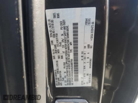 ✅ 2017 Ford Escape SE • VIN: 1FMCU0GDXHUA48700 • Лот: 56953235. Опубликован ранее на Copart с пробегом 99 507 миль. Бесплатный доступ к архиву аукционных продаж из США и подробный отчёт об истории автомобиля на DreamBid. Изображение 12.