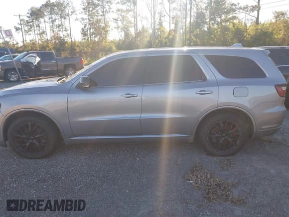 ✅ 2015 Dodge Durango R/T • VIN: 1C4SDJCT6FC766797 • Лот: 43525819. Опубликован ранее на IAAI с пробегом 264 544 миль. Бесплатный доступ к архиву аукционных продаж из США и подробный отчёт об истории автомобиля на DreamBid. Изображение 14.