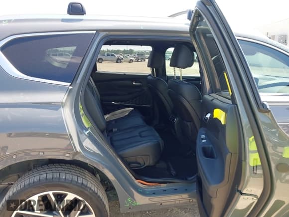 ✅ 2022 Hyundai Santa Fe Calligraphy • VIN: 5NMS5DAL0NH427485 • Лот: 43210556. Опубликован ранее на IAAI с пробегом 32 505 миль. Бесплатный доступ к архиву аукционных продаж из США и подробный отчёт об истории автомобиля на DreamBid. Изображение 8.