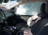 ✅ 2019 Nissan Rogue SL • VIN: 5N1AT2MT1KC767073 • Lot: 41482409. Wystawiony na IAAI z przebiegiem Nie podano. Bezpłatny archiwum sprzedaży aukcyjnych z USA i szczegółowy raport historii pojazdu na DreamBid. Zdjęcie 5.