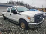 ✅ 2014 Ford F-250 XL • VIN: 1FT7W2A60EEB73720 • Lot: 87909895. Listed on Copart with 208,671 mi. Free auction sales archive from the USA and detailed vehicle history report at DreamBid. Image 4.