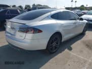 ✅ 2013 Tesla Model S Performance • VIN: 5YJSA1DP2DFP07627 • Lot: 42984853. Listed on IAAI with 198,551 mi. Free auction sales archive from the USA and detailed vehicle history report at DreamBid. Image 4.